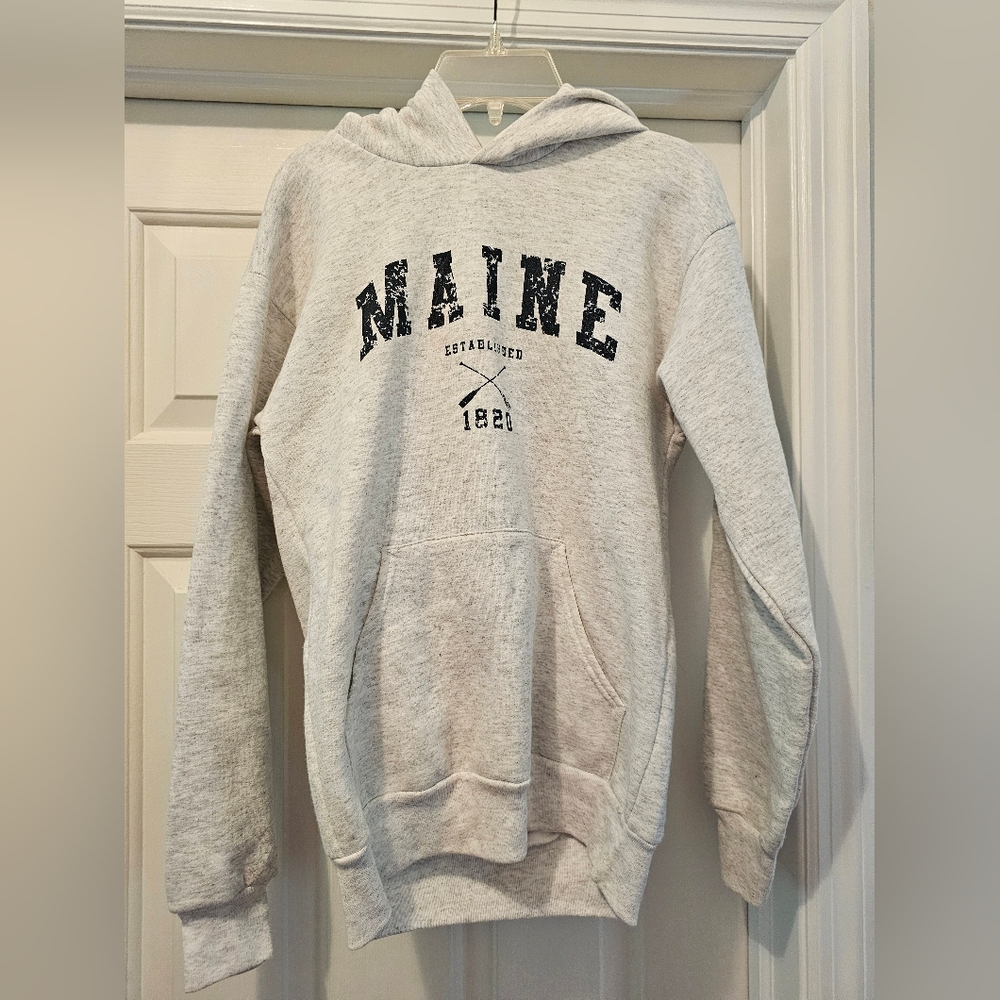 Sweatshirt - hoodie from Maine